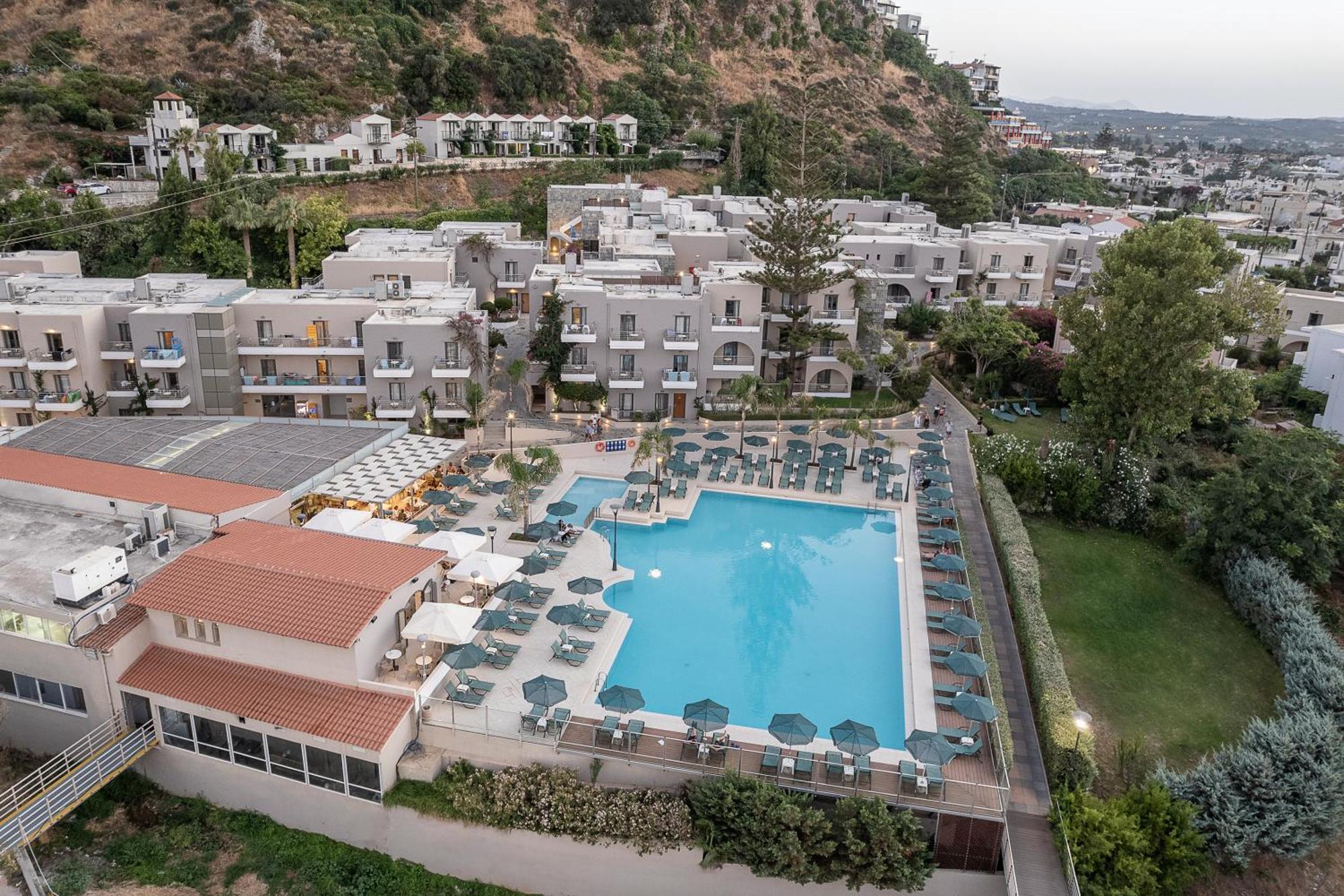 Porto Platanias Village Resort Exterior foto