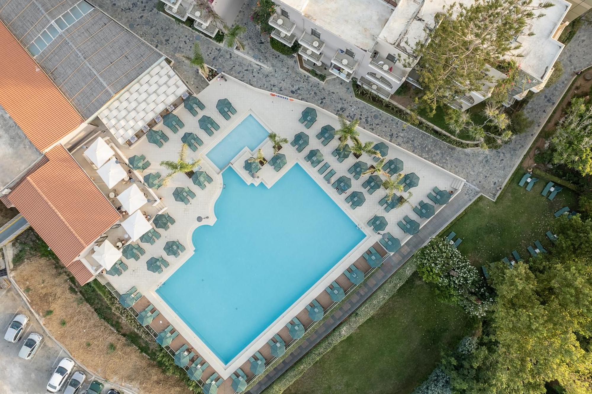 Porto Platanias Village Resort Exterior foto